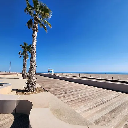 Apartment T2 En Rez-de-jardin, Front De Mer, 4 Pers. - - Fr-1-409-62