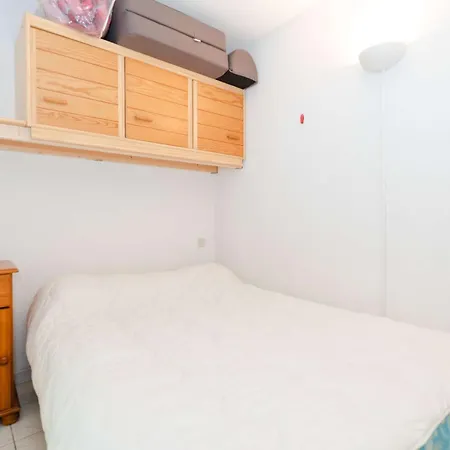 T2 En Rez-de-jardin Avec Terrasse, Front De Mer, Parking Prive - - Fr-1-409-62