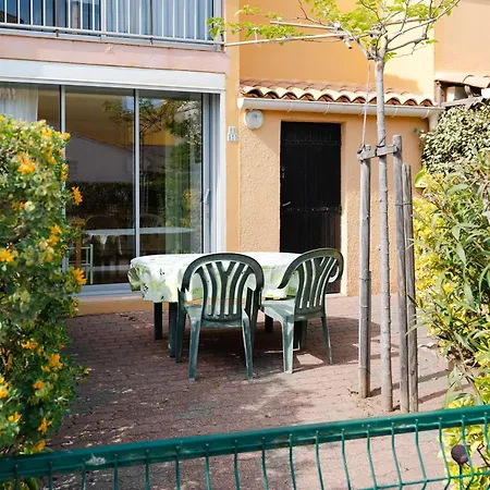 Apartment T2 En Rez-de-jardin, Front De Mer, 4 Pers. - - Fr-1-409-62 Narbonne Plage