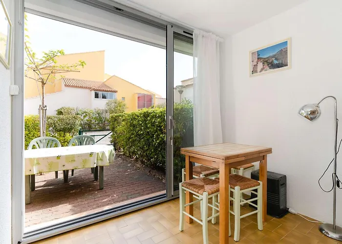 Apartment T2 En Rez-de-jardin, Front De Mer, 4 Pers. - - Fr-1-409-62 Narbonne-Plage